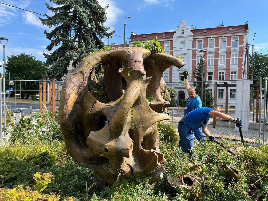 Mózg Naczelnika wreszcie idzie do naprawy