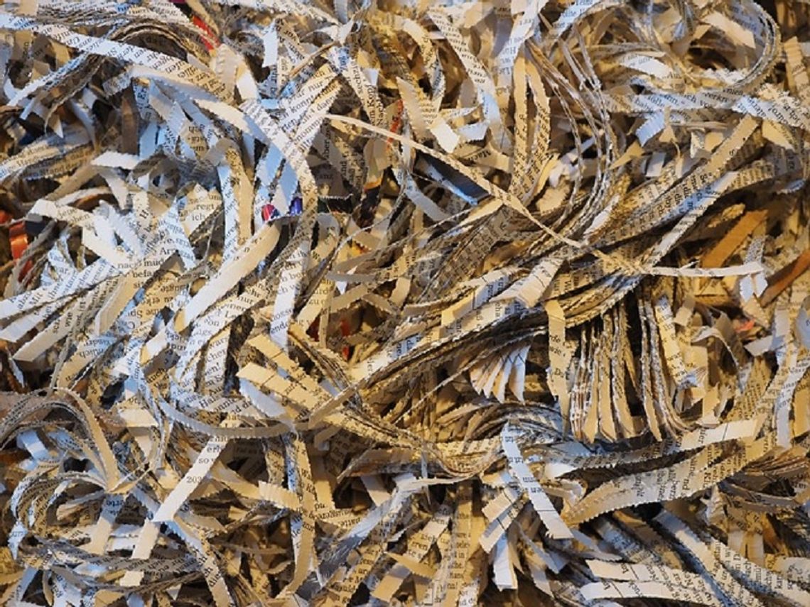 Na co zwrócić uwagę przy zakupie niszczarki do papieru?