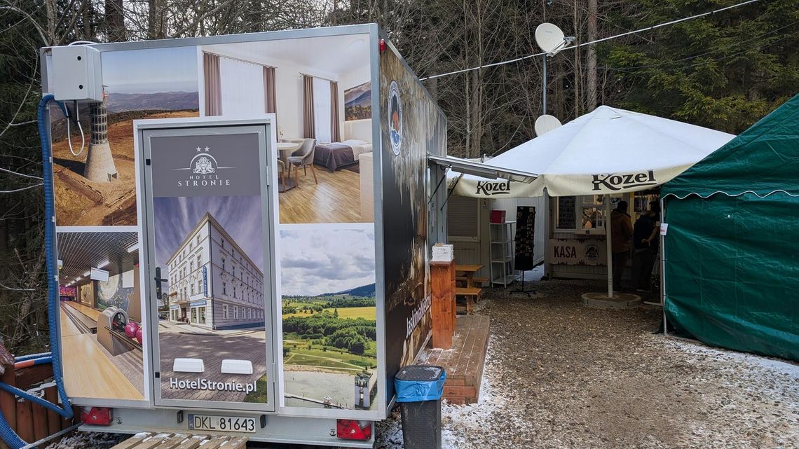 Na zewnątrz jaskini - słabo, ale w środku - rewelacja Na zewnątrz jaskini - słabo, ale w środku - rewelacja