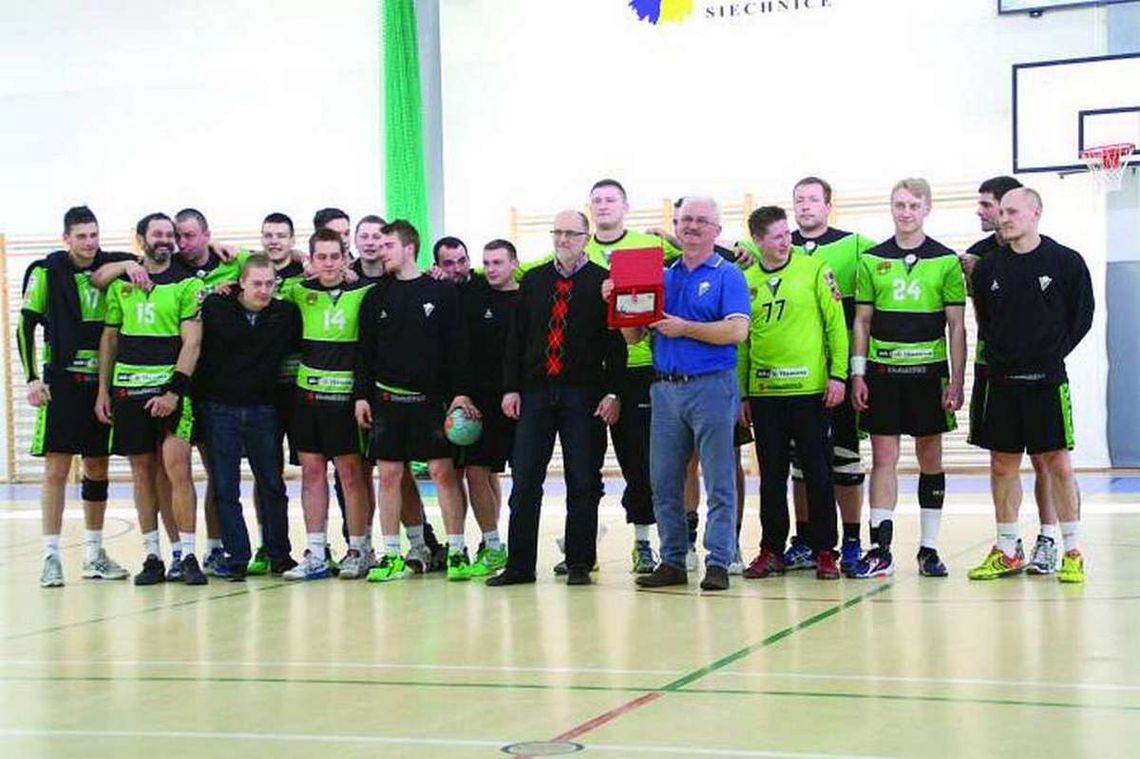 Najpierw formalności, później radość Najpierw formalności, później radość