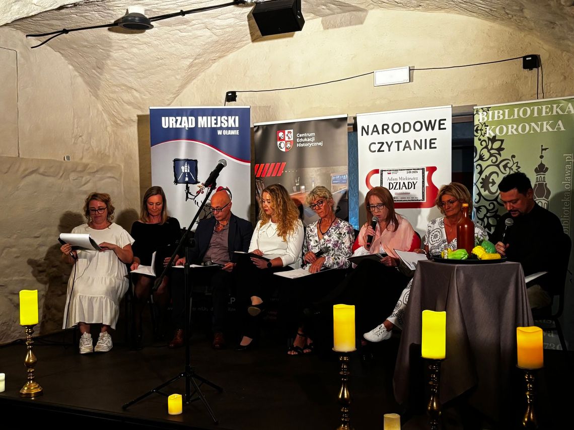 Narodowe Czytanie „Dziadów”. W tym roku po raz pierwszy w piwnicach oławskiego ratusza Narodowe Czytanie „Dziadów”. W tym roku po raz pierwszy w piwnicach oławskiego ratusza