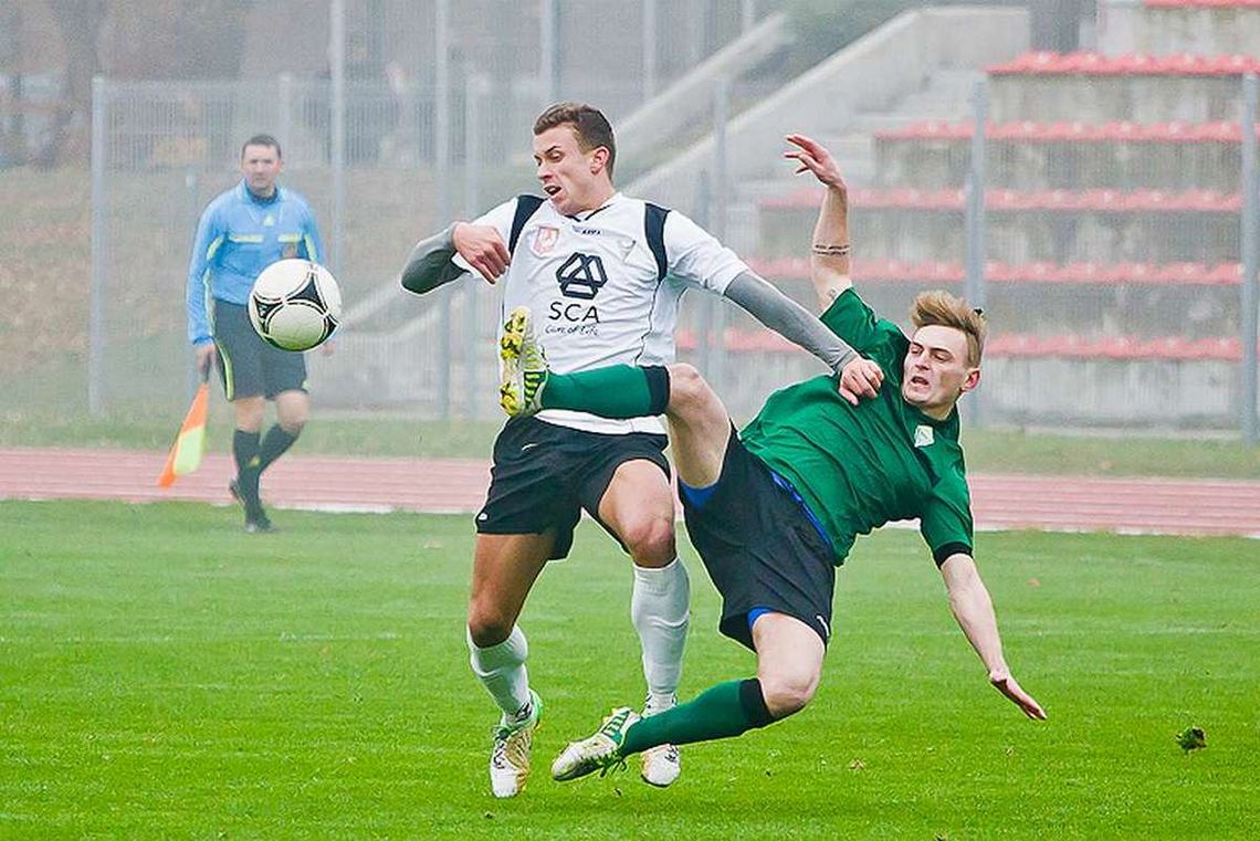 Nie opromienili zwycięstwem stadionu