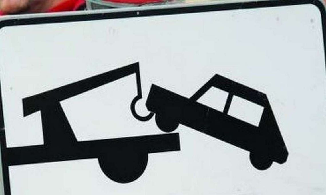 Nie parkuj przy kościele Nie parkuj przy kościele