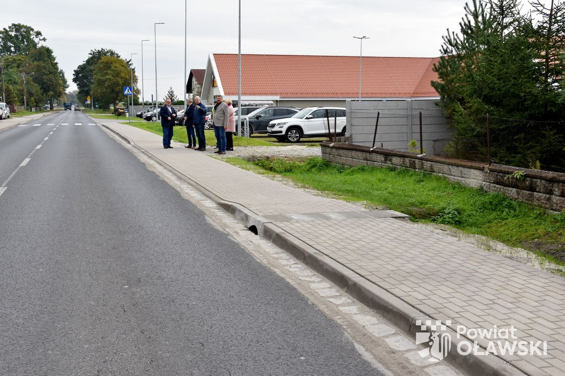 Nowe chodniki w gminie Jelcz-Laskowice gotowe