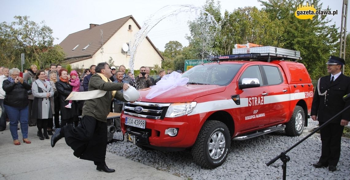 Nowy samochód na 70. urodziny OSP