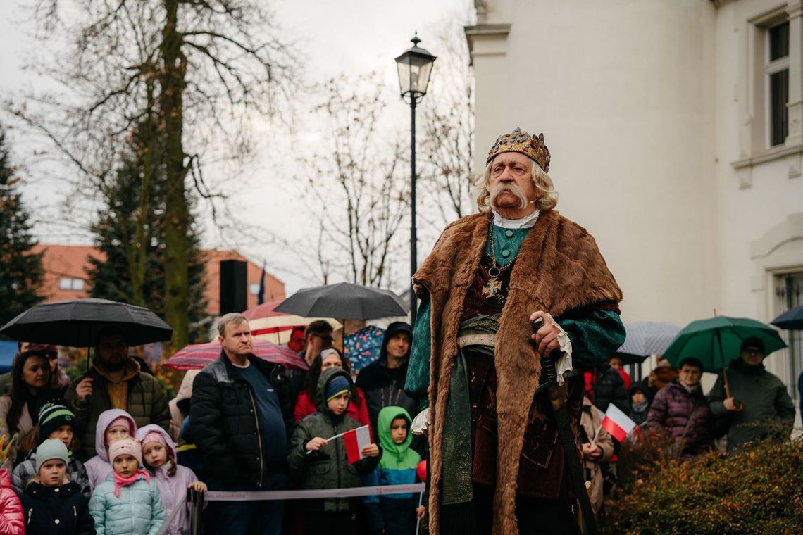 "Od Chrobrego do Piłsudskiego". Tak świętowali w Jelczu-Laskowicach [ZDJĘCIA]