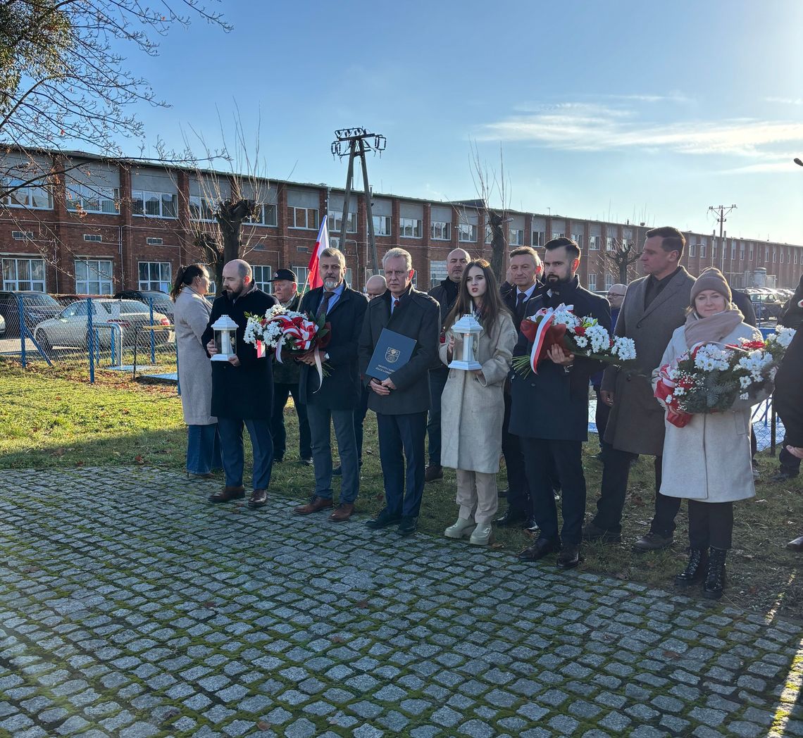 Oddali hołd wszystkim, którzy nie wyrzekli się wartości, jakie tworzą fundament wolnego społeczeństwa Oddali hołd wszystkim, którzy nie wyrzekli się wartości, jakie tworzą fundament wolnego społeczeństwa