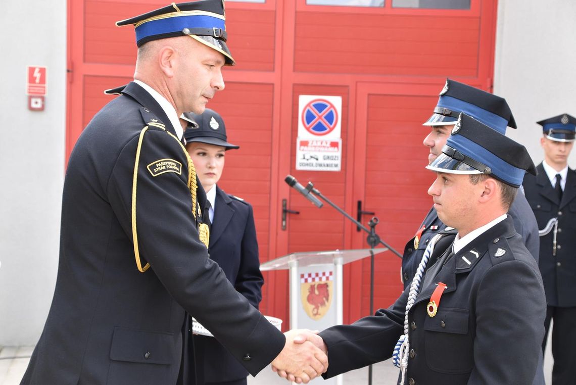 Odznaczenia i podziękowania z okazji 80-lecia OSP w Bystrzycy Odznaczenia i podziękowania z okazji 80-lecia OSP w Bystrzycy