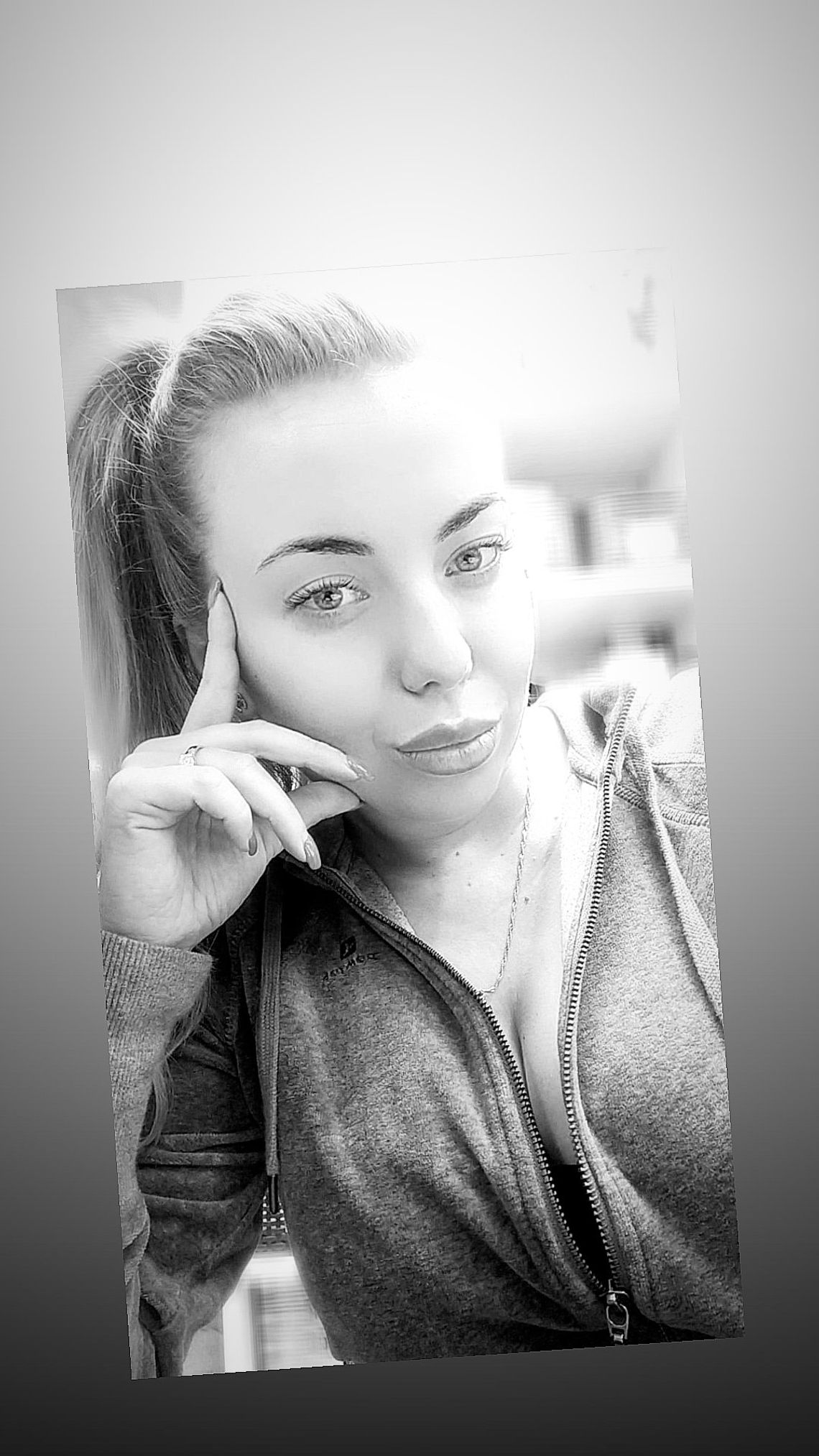 Oława. 50 tys. złotych, aby pokonać ból. Kasia prosi o wsparcie