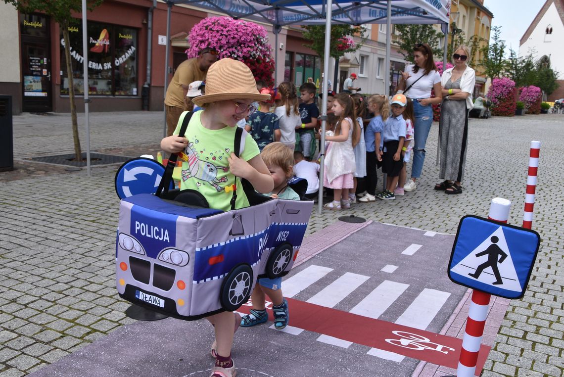 OŁAWA Bezpieczne wakacje w Rynku