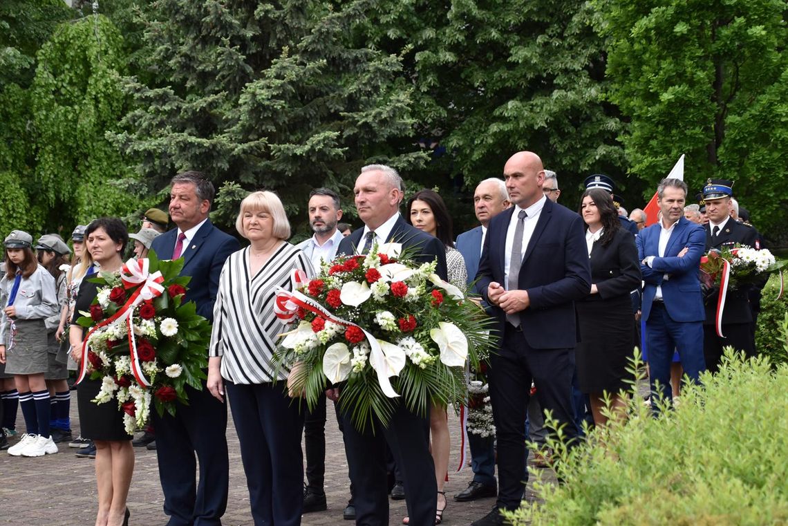 OŁAWA. Obchody 234. rocznicy uchwalenia Konstytucji 3 Maja