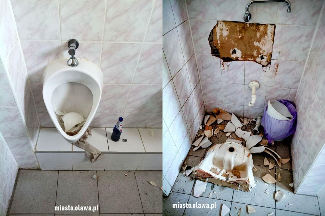 Oława. Toaleta w centrum miasta zdewastowana