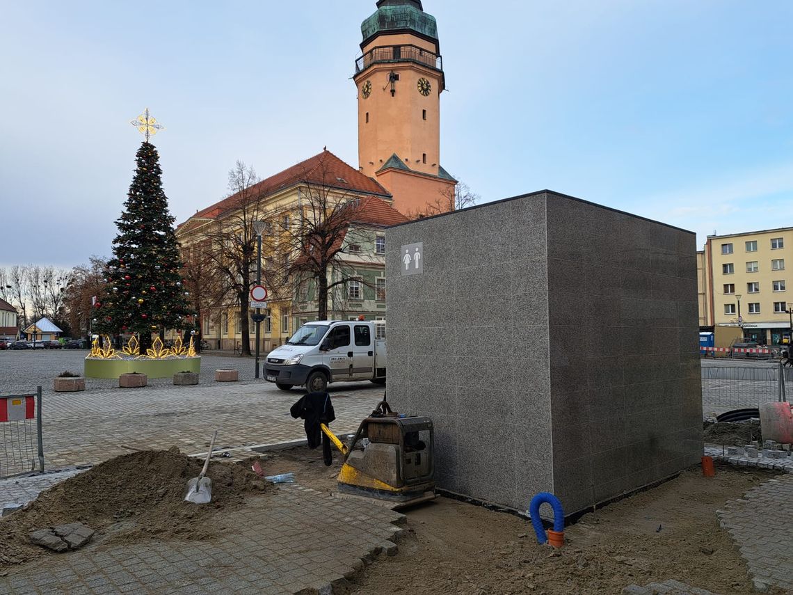 Oława. Wiemy, gdzie przeniosą toaletę z Rynku