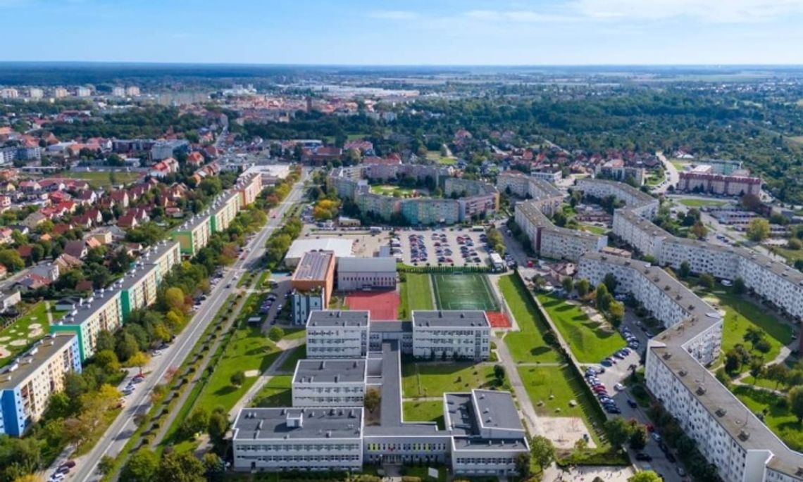 Oławska „Ósemka” ma nowe imię