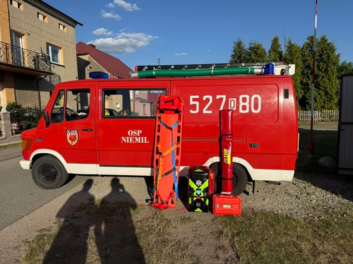 OSP Niemil z nowym sprzętem medycznym