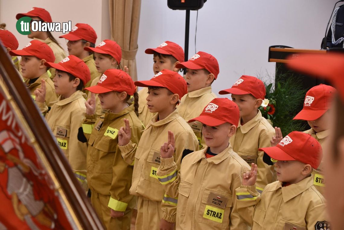 OSP Osiek - piękna i wzruszająca uroczystość (GALERIA) OSP Osiek - piękna i wzruszająca uroczystość (GALERIA)