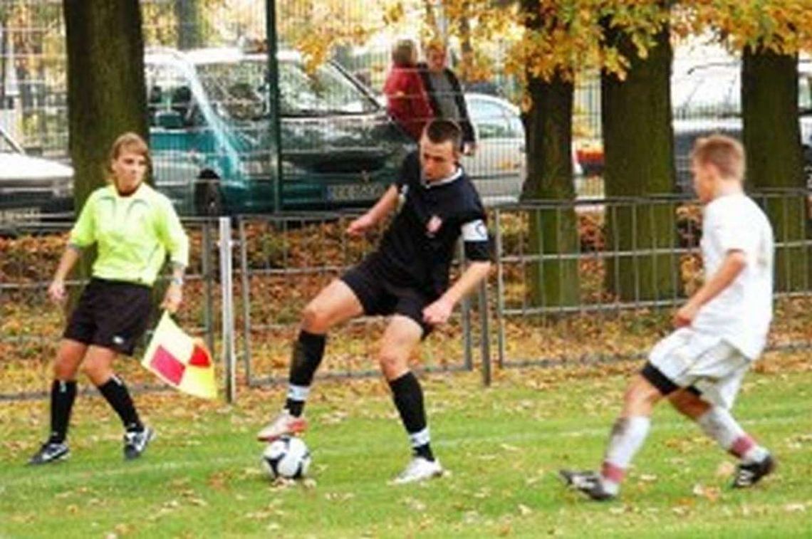 Ostra walka i sędziowskie pomyłki Ostra walka i sędziowskie pomyłki