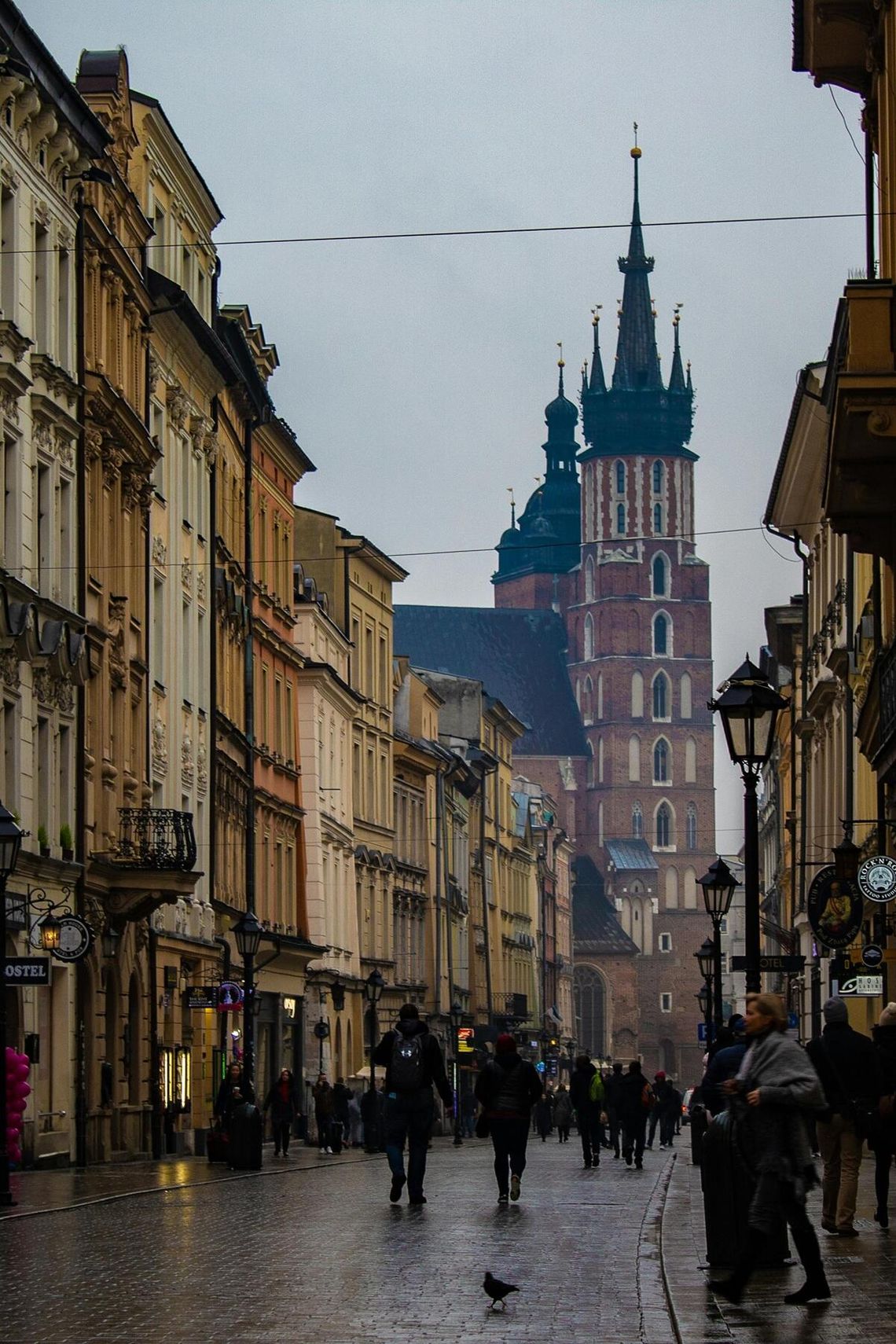 Parking obok Rynku Głównego w Krakowie – gdzie zaparkować pojazd? parking Kraków