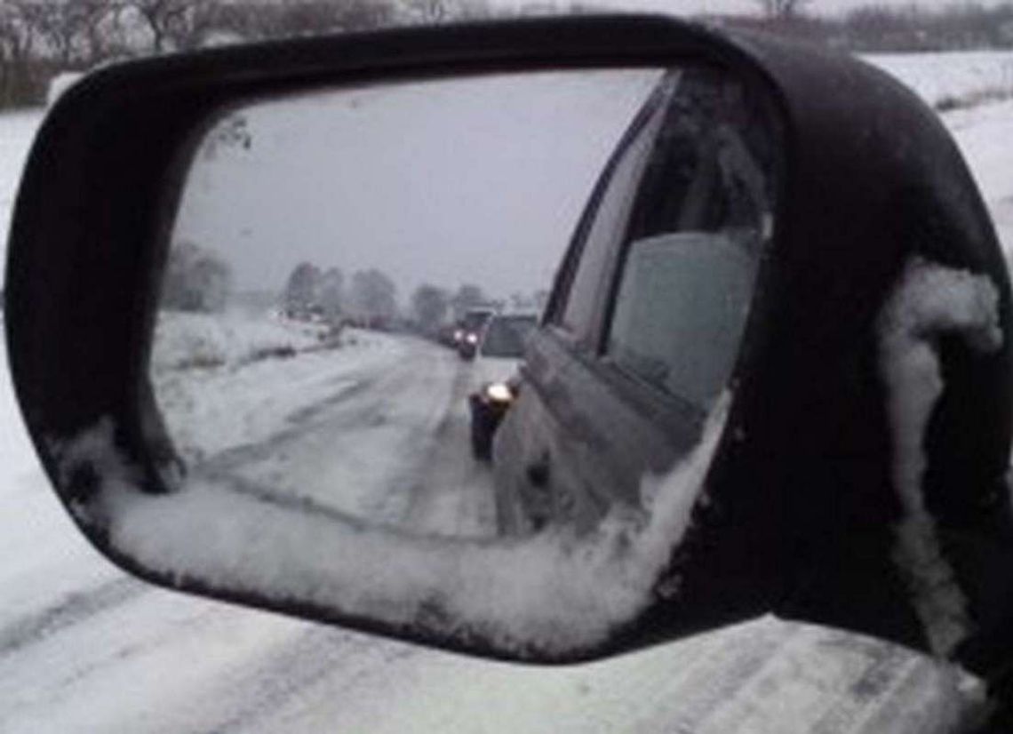 Piaskarki nie dojechały, bo... było ślisko Piaskarki nie dojechały, bo... było ślisko