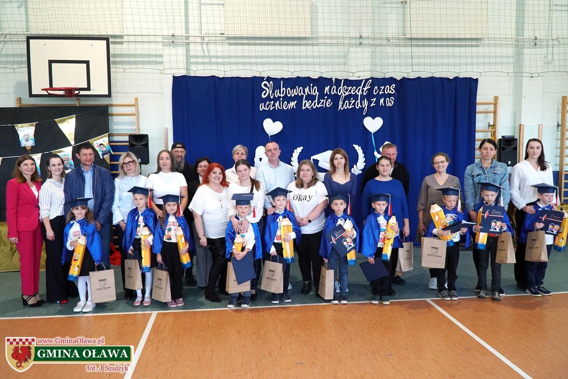 Pierwszaki uroczyście ślubowały