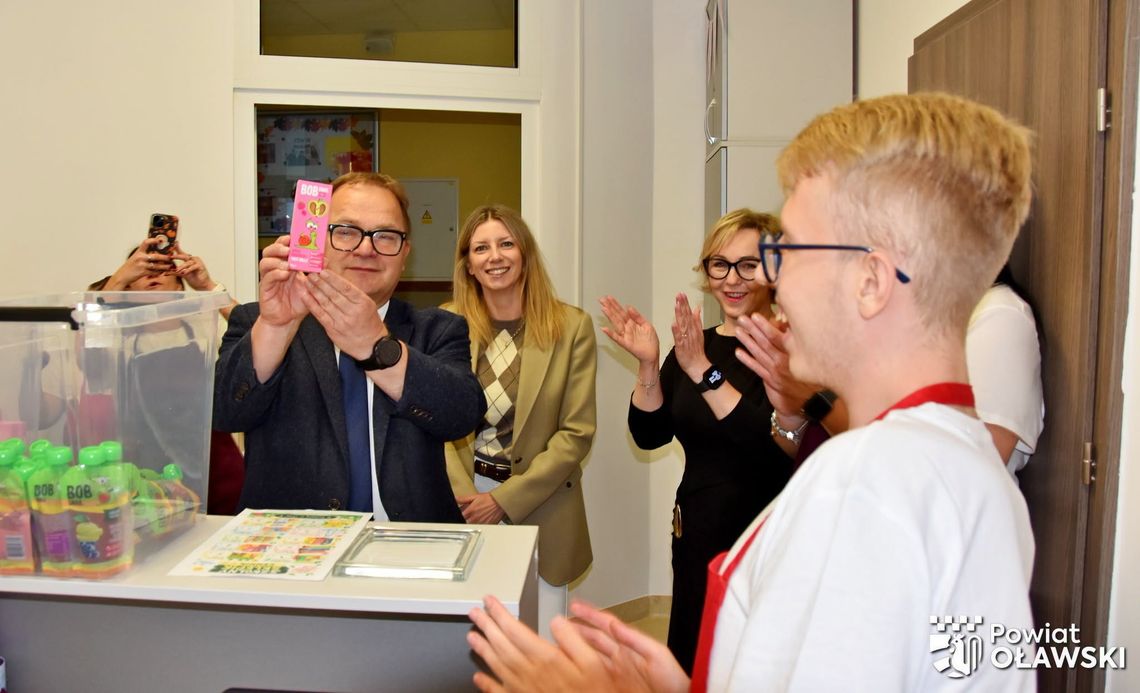 Pierwszy sklepik szkolny w Zespole Szkół Specjalnych otwarty Pierwszy sklepik szkolny w Zespole Szkół Specjalnych otwarty