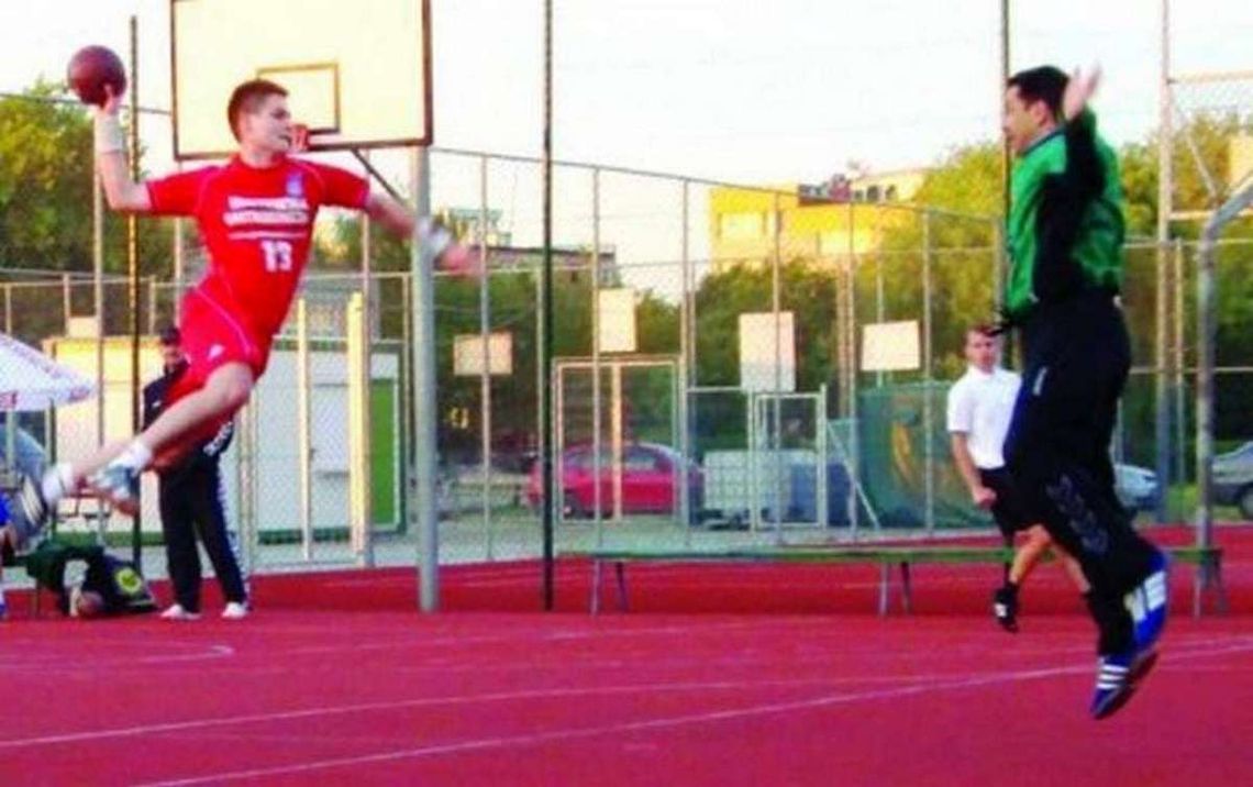 Piłka ręczna nocą Piłka ręczna nocą