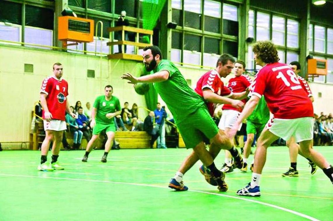 Pobłażliwi dla outsidera