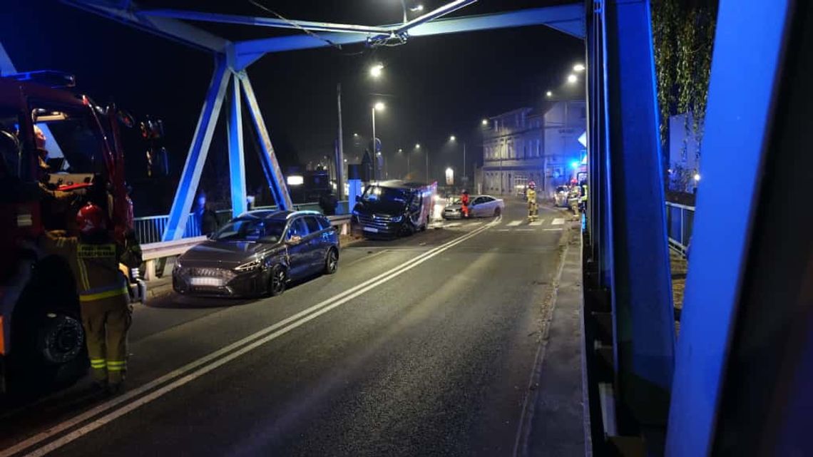 Pijany kierowca opla zatrzymany, drugiego wciąż Policja poszukuje Pijany kierowca opla zatrzymany, drugiego wciąż Policja poszukuje