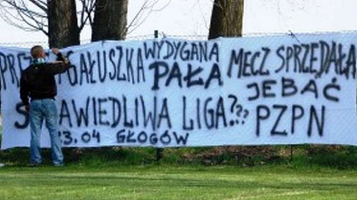 Powtórka z „rozrywki” i wściekli kibice Powtórka z „rozrywki” i wściekli kibice