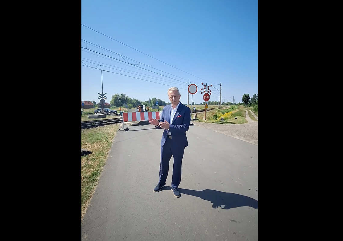 Przejazd kolejowy w przebudowie