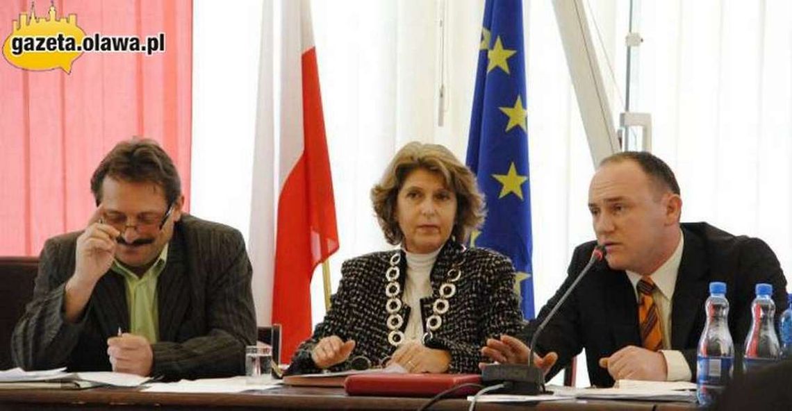 Przewodnicząca i zastępca odwołani! Przewodnicząca i zastępca odwołani!