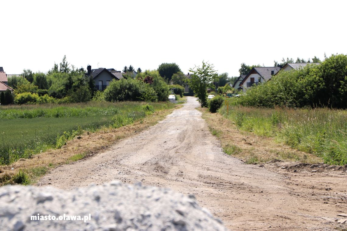 Przy otwarciu nowego przystanku PKP wielu  pytało o tę drogę