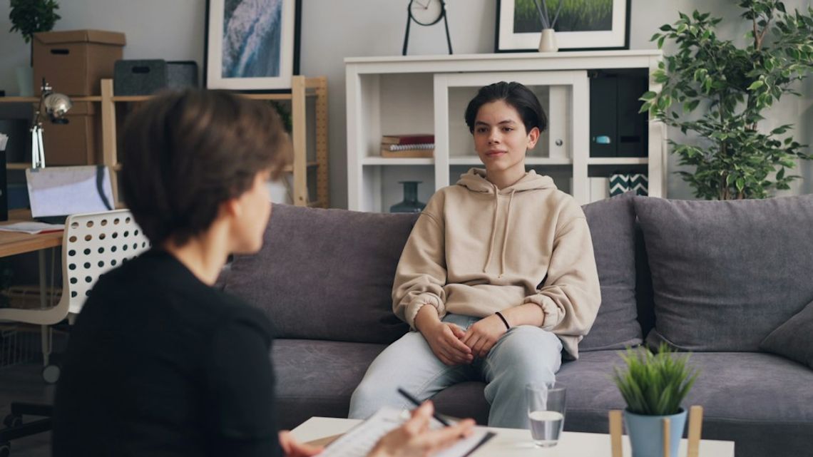 Psychoterapia dzieci i młodzieży – jak wesprzeć uczniów na Śląsku w walce ze szkolnym stresem? Psychoterapia dzieci i młodzieży – jak wesprzeć uczniów na Śląsku w walce ze szkolnym stresem?