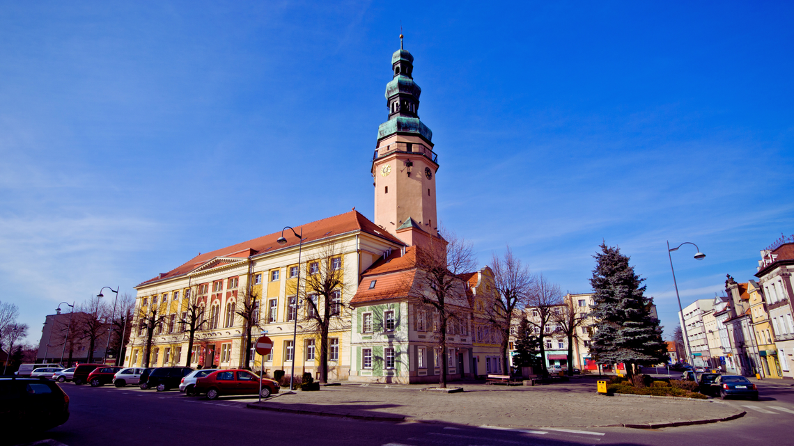 Ranking salonów kosmetycznych w Oławie – top 10 według Google