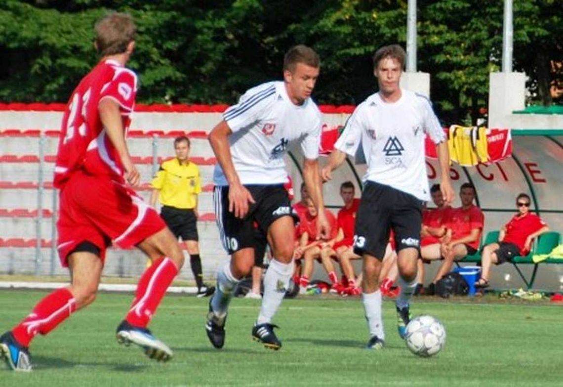 Remisowa inauguracja Remisowa inauguracja