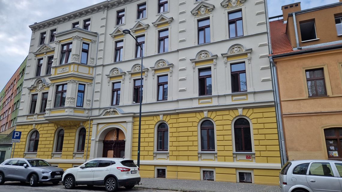 Remont kamienicy przy ul. 1 Maja na ukończeniu (zdjęcia)