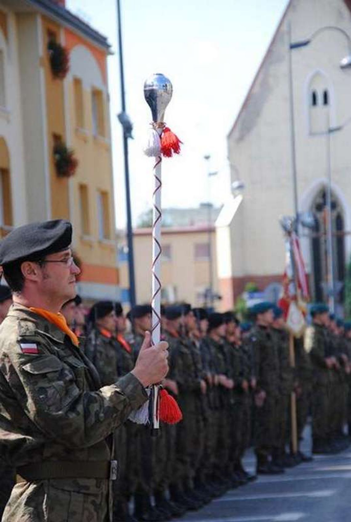 Rynek opanowany przez wojsko Rynek opanowany przez wojsko