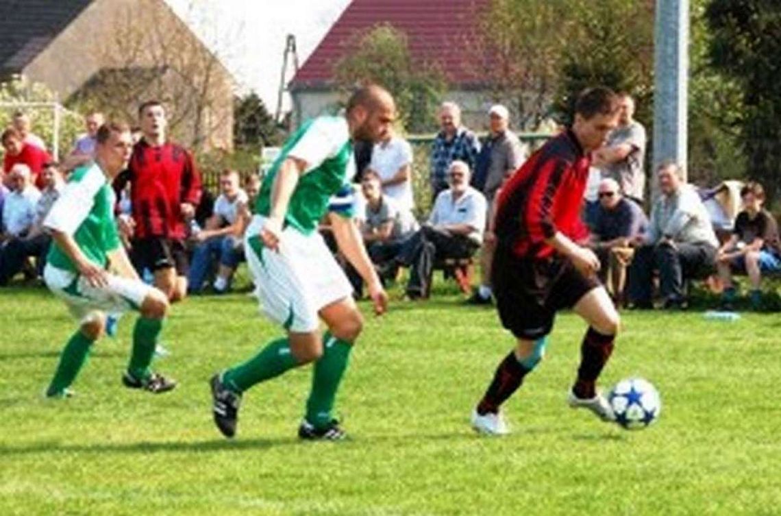 Sędzia nie wypatrzył, więc wypaczył Sędzia nie wypatrzył, więc wypaczył