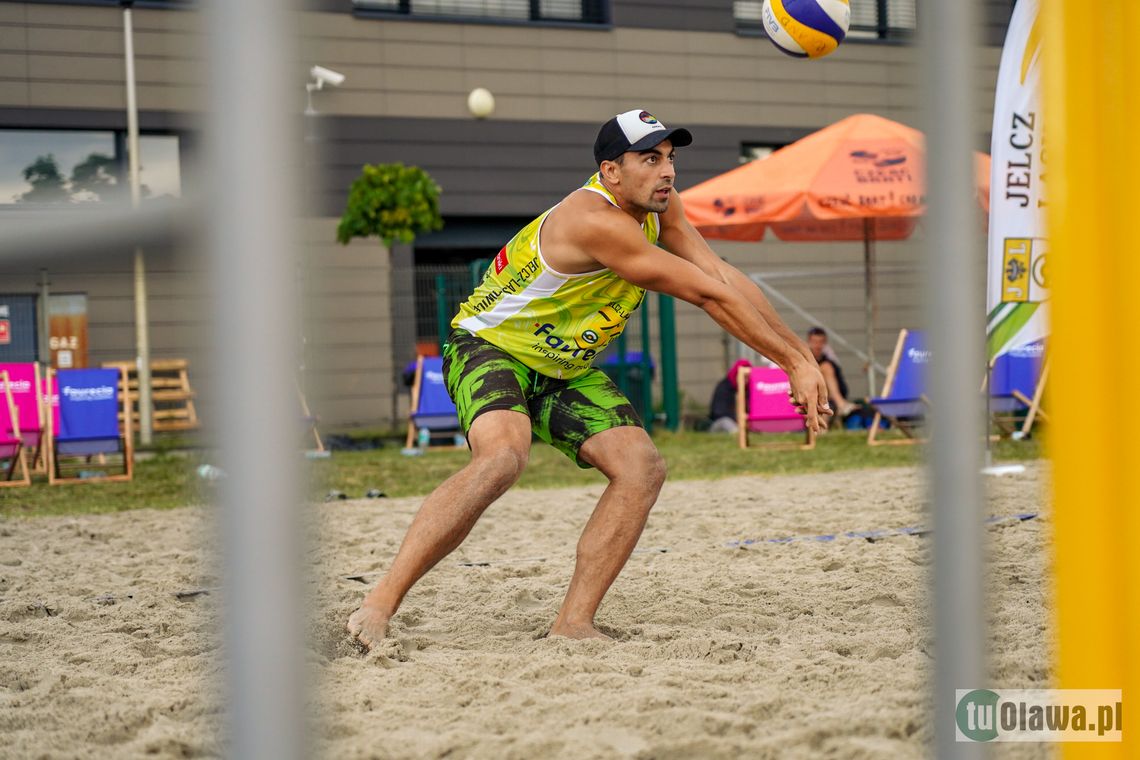 Siatkarze zagrają o puchar burmistrza