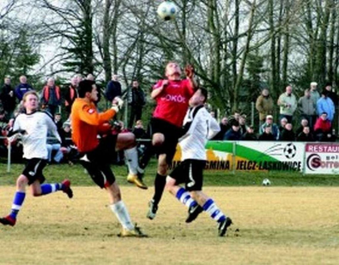 Sokół wyleciał z kompletem