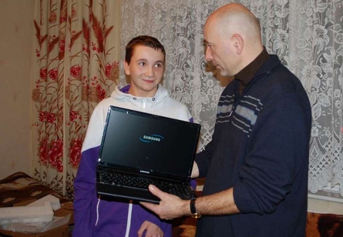 Spełniamy marzenia. Laptop dla Maćka Spełniamy marzenia. Laptop dla Maćka