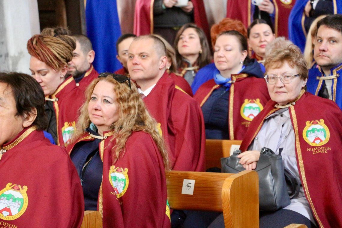 Dr Magdalena Przysiężna- Pizarska z odznaką Ministerstwa Kultury