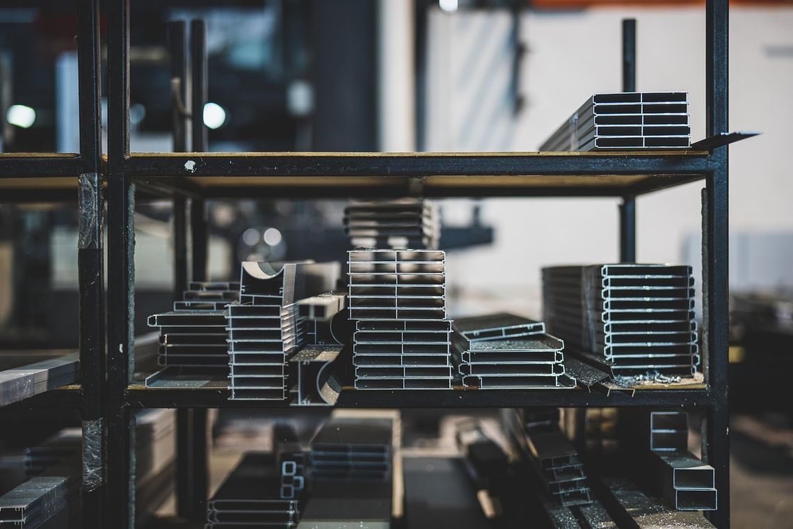 Stal nierdzewna w nowoczesnym domu i ogrodzie