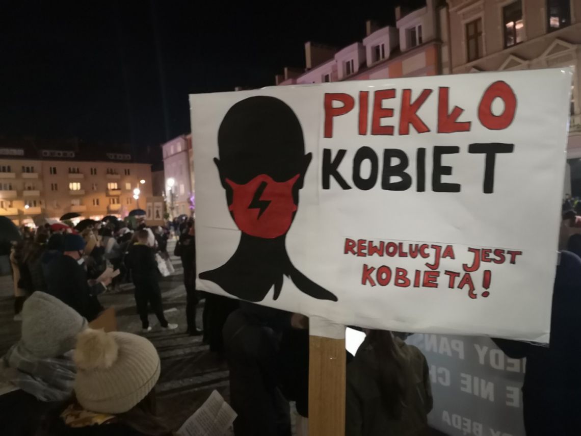 Strajk kobiet wróci do Oławy i J-L?