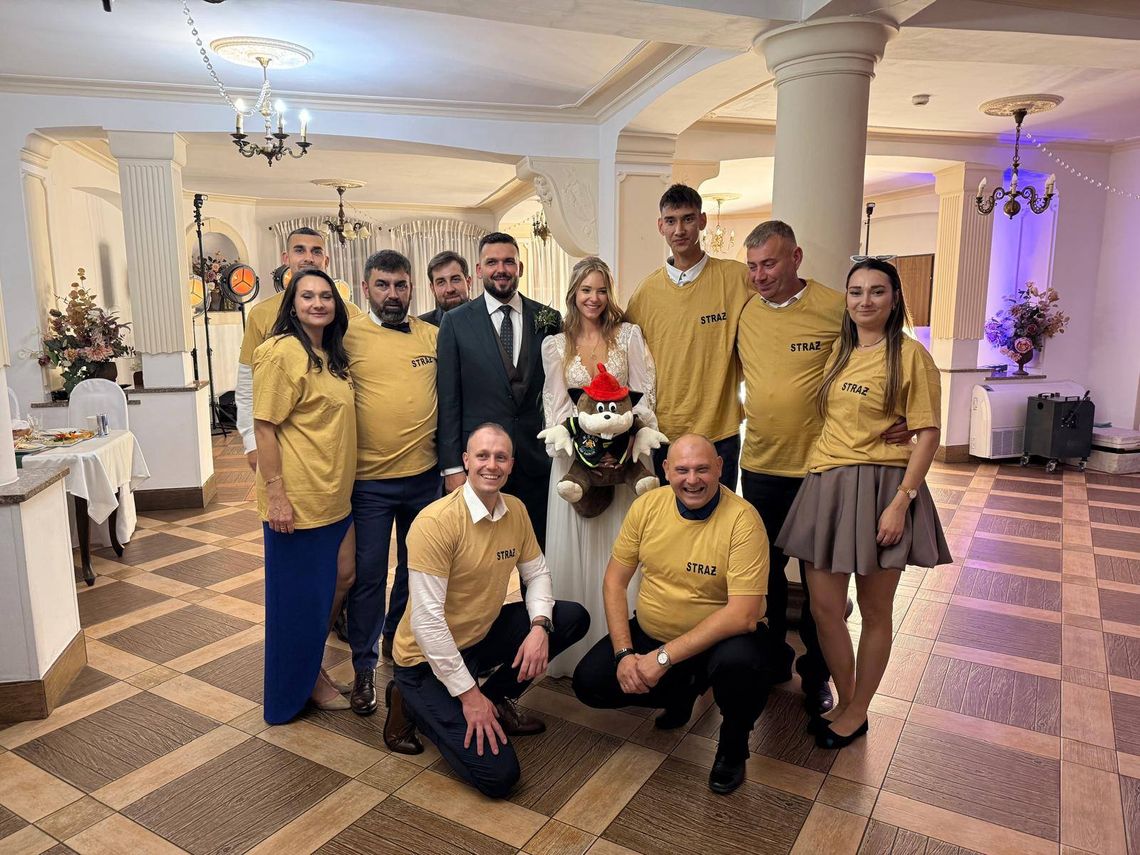 Strażackie życzenia dla Asi i Bartka Strażackie życzenia dla Asi i Bartka