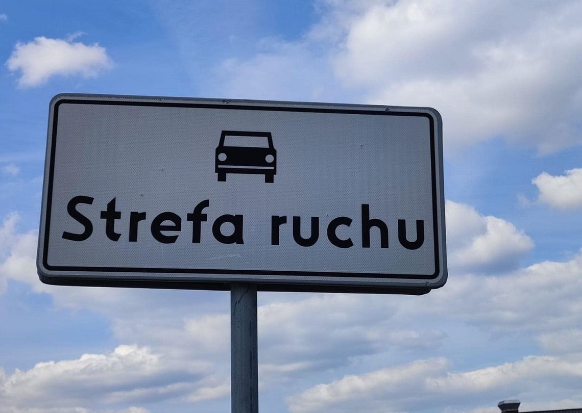 STREFA RUCHU - wiesz jakie obowiązują tam przepisy ruchu drogowego?