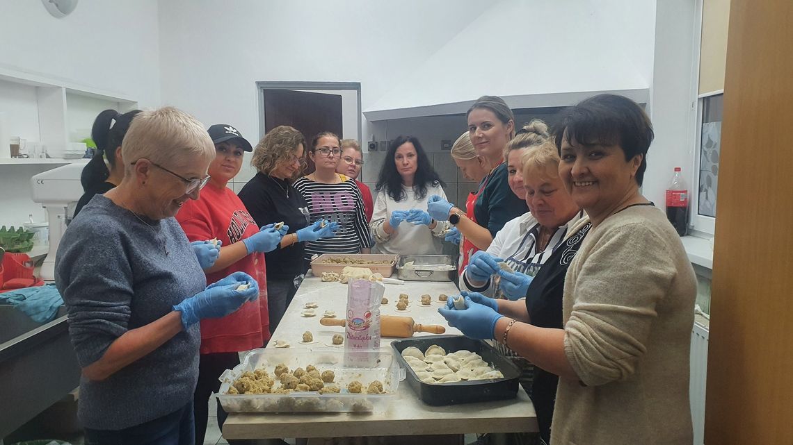 Stworzyli klimat. Piernikowe warsztaty, ciasta, pierogi i kolędy!