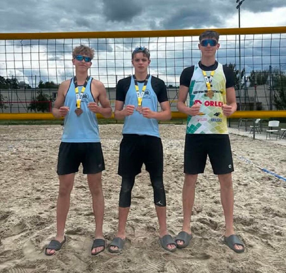 Sukces młodych siatkarzy IM Rekord Volley w Dolnośląskiej Licealiadzie Jelcz-Laskowice