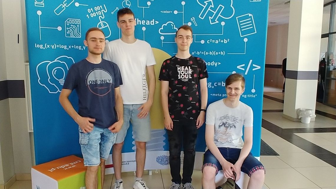 Sukces uczniów powiatowej szkoły