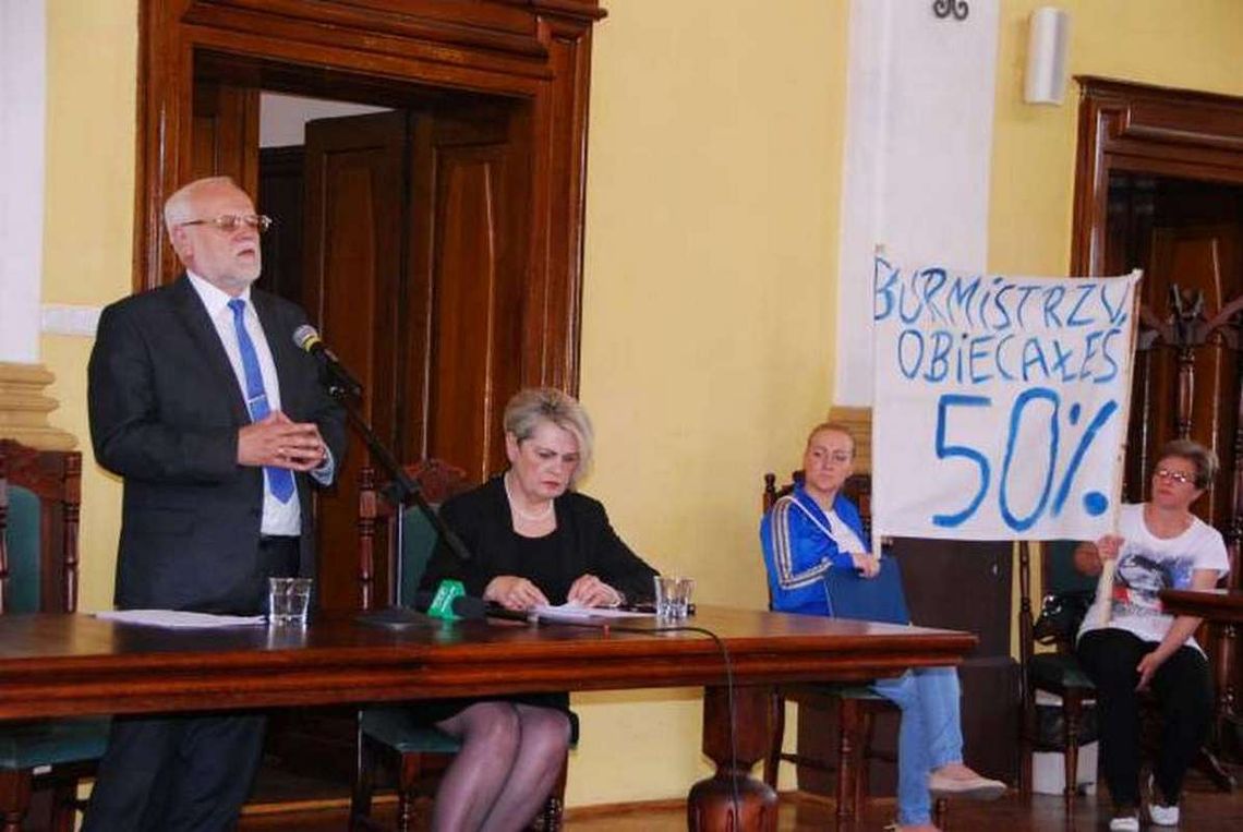 Szkoła tak, dalsze negocjacje - nie Szkoła tak, dalsze negocjacje - nie